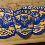 Três patches 3D em silicone personalizados com diferentes acabamentos e texturas 3D fabricados pela DTF Portugal